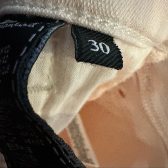 NWOT 7 For All Mankind High Waist Ankle Stretch Jean in Light Pink 30 Excellent! - Picture 9 of 10